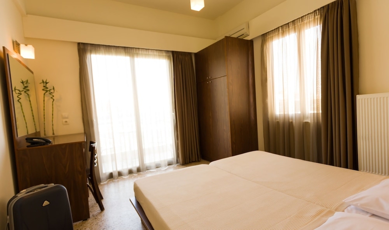 Imagen de la habitación del Hotel Du Lac, Agios Nikolaos. Foto 15