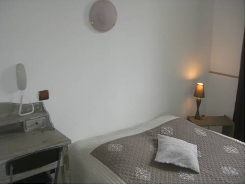 Imagen de la habitación del Hotel Du Lac, Aubignosc. Foto 5