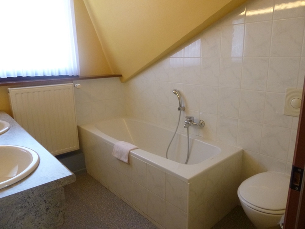 Imagen de la habitación del Hotel Du Lac, B&uuml;tgenbach. Foto 7