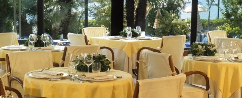 Imagen del bar/restaurante del Hotel Du Lac Et Bellevue. Foto 4