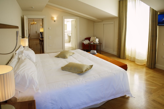 Imagen de la habitación del Hotel Du Lac Et Du Parc Grand Resort. Foto 10