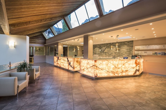 Imagen de los interiores del Hotel Du Lac, Limone sul Garda. Foto 20