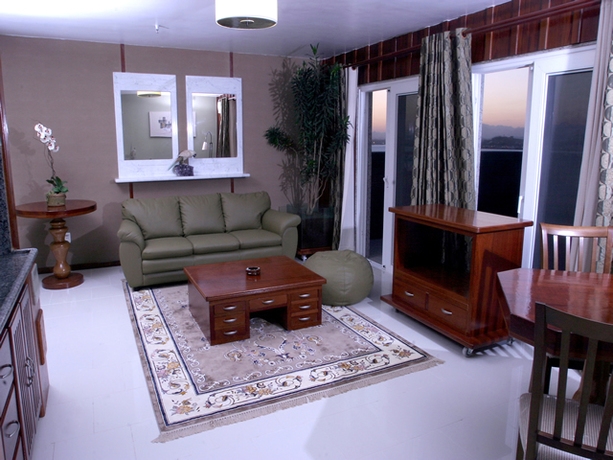 Imagen de los interiores del Hotel Du Lac, Maca&eacute;. Foto 8