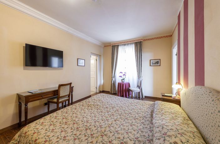 Imagen de la habitación del Hotel Du Lac, Menaggio. Foto 15