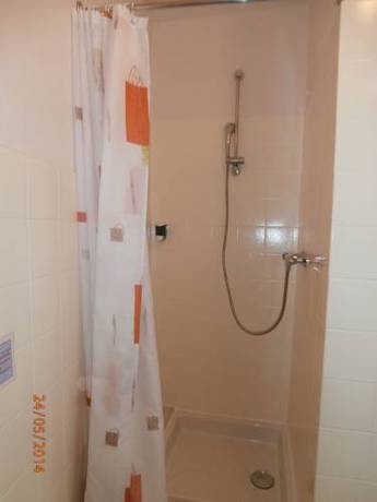 Imagen de la habitación del Hotel Du Lez. Foto 8