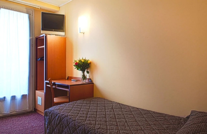 Imagen de la habitación del Hotel Du Lion, Montparnasse. Foto 6