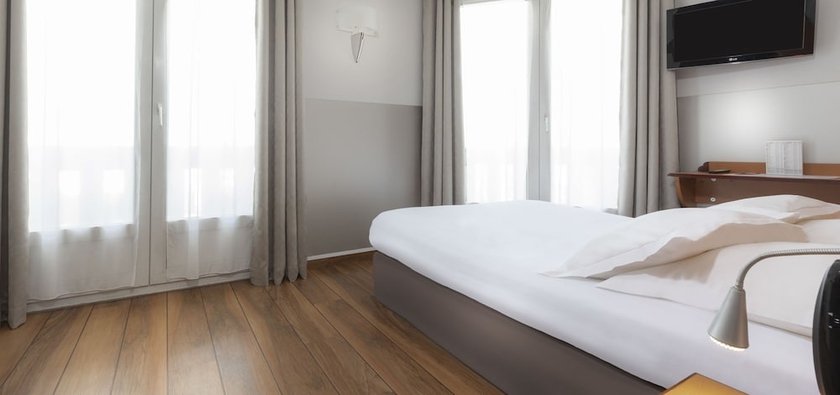Imagen de la habitación del Hotel Du Lion, Montparnasse. Foto 8