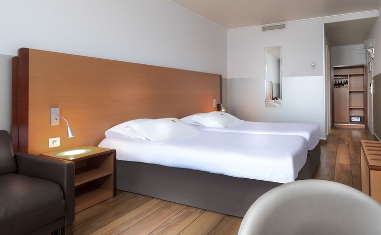 Imagen de la habitación del Hotel Du Lion, Montparnasse. Foto 14