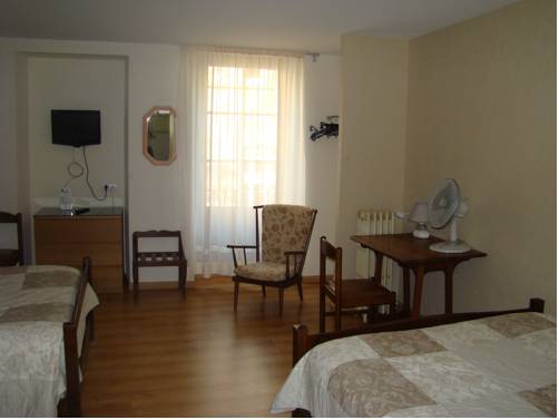 Imagen de la habitación del Hotel Du Lion Vert. Foto 15