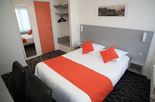 Imagen de la habitación del Hotel Du Louvre, Cherbourg. Foto 4