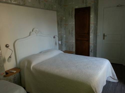 Imagen de la habitación del Hotel Du Lys, Barrio Latino-Pante&oacute;n. Foto 6