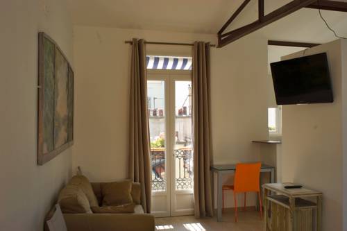 Imagen de la habitación del Hotel Du Lys. Foto 10