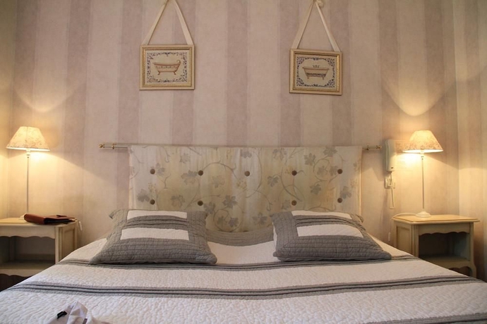 Imagen de la habitación del Hotel Du Mail. Foto 7