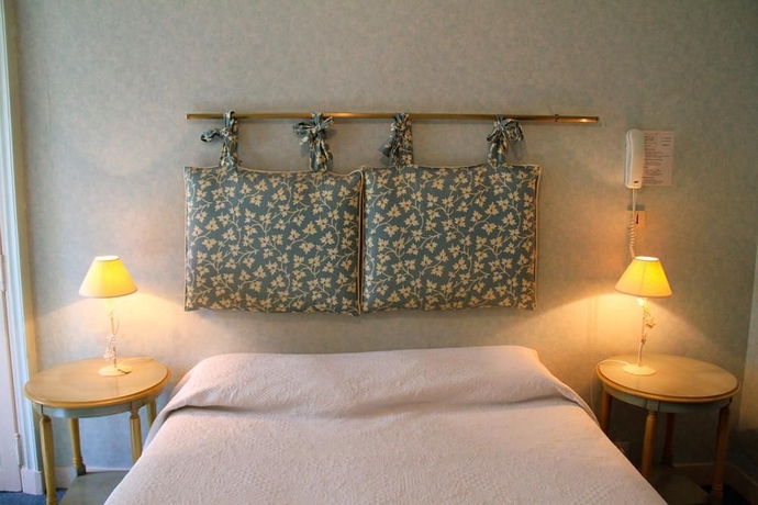 Imagen de la habitación del Hotel Du Mail. Foto 10