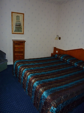 Imagen de la habitación del Hotel Du Manoir. Foto 8