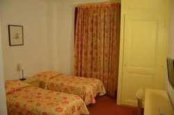 Imagen de la habitación del Hotel Du Marche. Foto 3