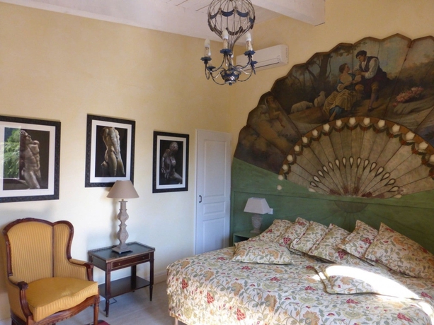 Imagen de la habitación del Hotel Du Mas De La Chapelle. Foto 6