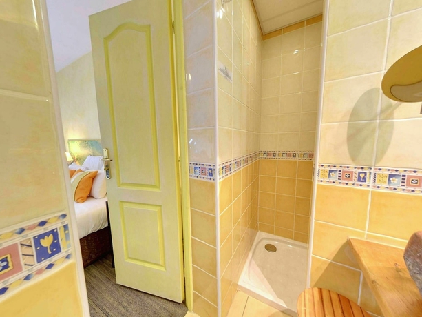 Imagen de la habitación del Hotel Du Mas. Foto 3