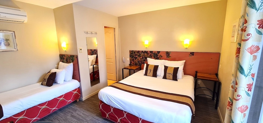 Imagen de la habitación del Hotel Du Mas. Foto 14