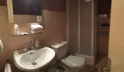 Imagen de la habitación del Hotel Du Midi, Domene. Foto 4