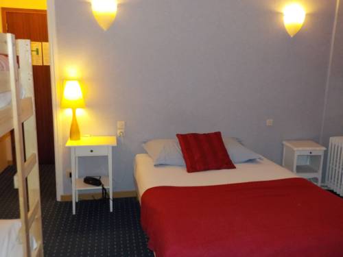 Imagen de la habitación del Hotel Du Midi, Domene. Foto 16