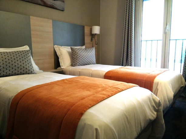 Imagen de la habitación del Hotel Du Midi, Niza. Foto 9