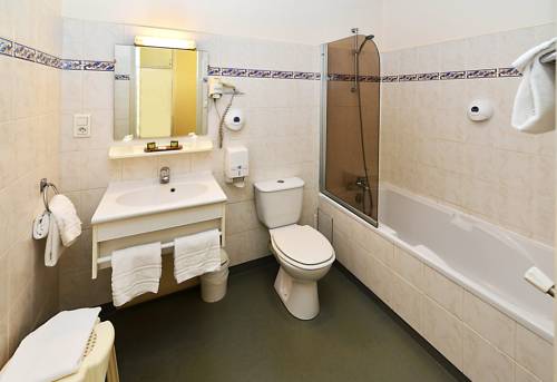 Imagen de la habitación del Hotel Du Midi, RODEZ. Foto 14