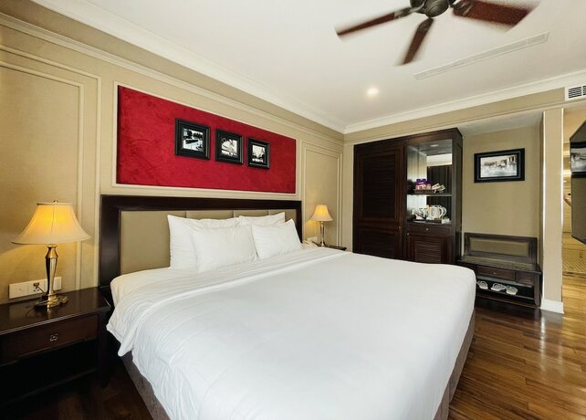 Imagen general del Hotel Du Monde. Foto 11