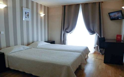 Imagen de la habitación del Hotel Du Mont Blanc, Barrio Latino-Pante&oacute;n. Foto 7