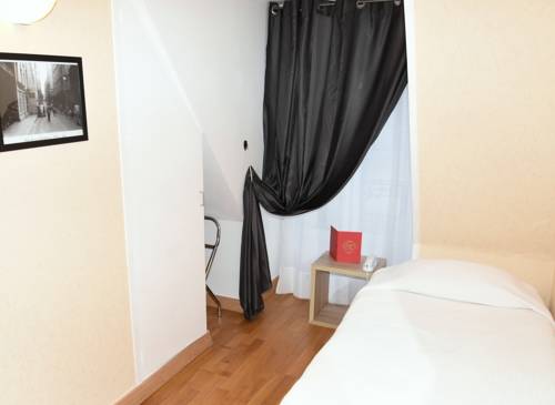 Imagen de la habitación del Hotel Du Mont Blanc, Barrio Latino-Pante&oacute;n. Foto 9