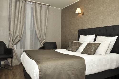 Imagen de la habitación del Hotel Du Mont Blanc, Barrio Latino-Pante&oacute;n. Foto 11