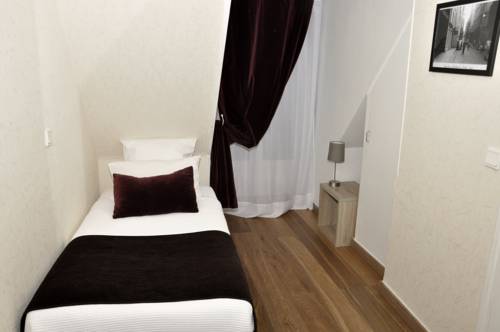 Imagen de la habitación del Hotel Du Mont Blanc, Barrio Latino-Pante&oacute;n. Foto 15