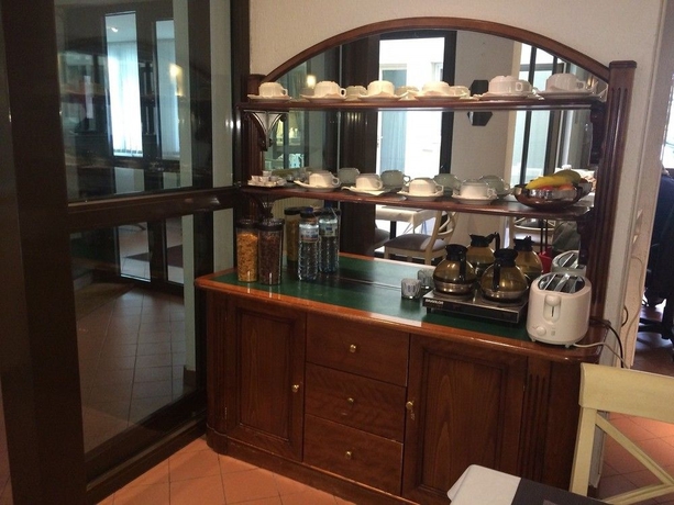 Imagen del bar/restaurante del Hotel Du Mont Dore. Foto 2