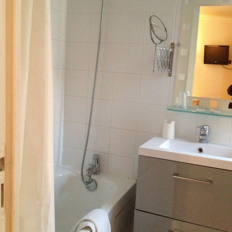 Imagen de la habitación del Hotel Du Mont Dore. Foto 6