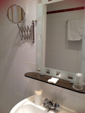 Imagen de la habitación del Hotel Du Mont Dore. Foto 7