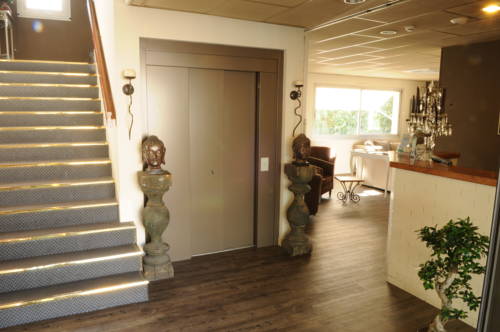 Imagen de la habitación del Hotel Du Moulin, Niort. Foto 6