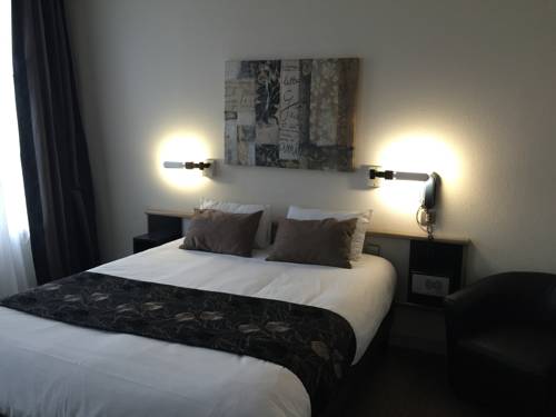 Imagen de la habitación del Hotel Du Moulin, Niort. Foto 9