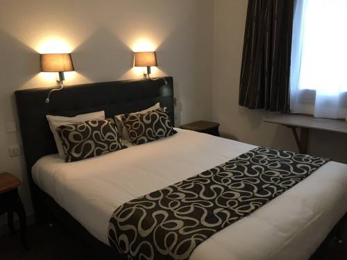 Imagen de la habitación del Hotel Du Moulin, Niort. Foto 10