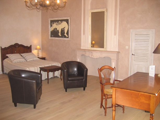 Imagen de la habitación del Hotel Du Mus&eacute;e, Arles. Foto 2