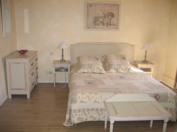 Imagen de la habitación del Hotel Du Mus&eacute;e, Arles. Foto 3