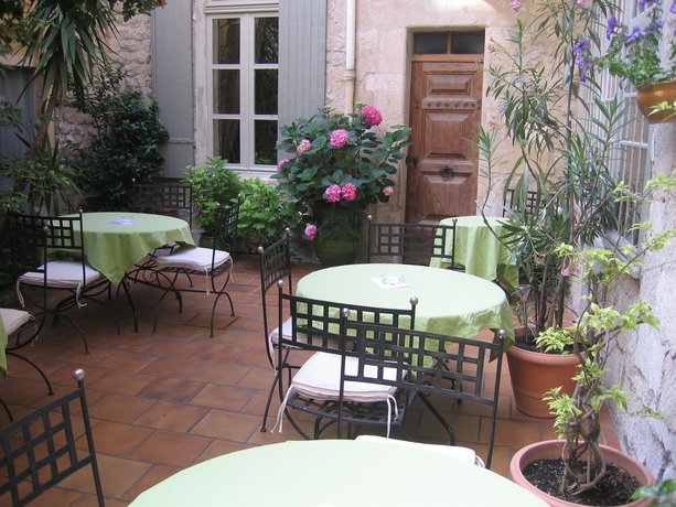 Imagen de los exteriores del Hotel Du Mus&eacute;e, Arles. Foto 6