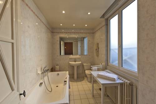 Imagen de la habitación del Hotel Du Nord, BESANCON. Foto 16