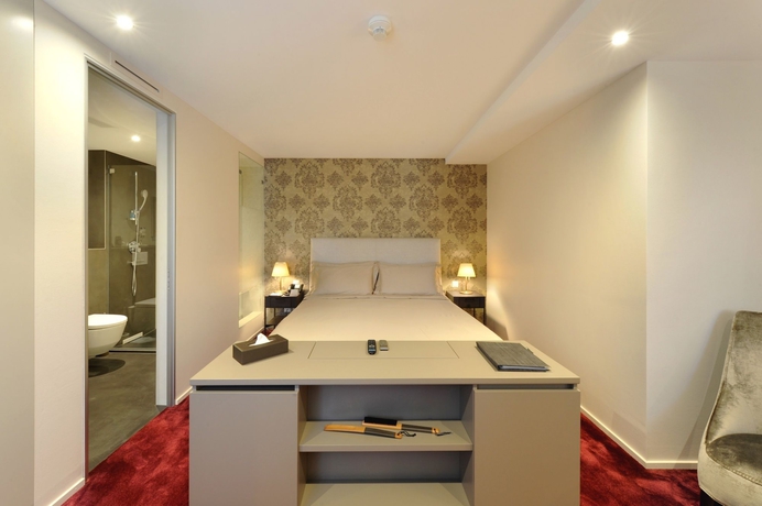 Imagen de la habitación del Hotel Du Nord, INTERLAKEN. Foto 8