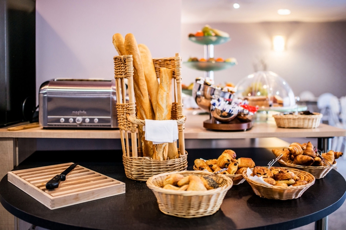Imagen del bar/restaurante del Hotel Du Palois - Pau Centre Bosquet. Foto 4