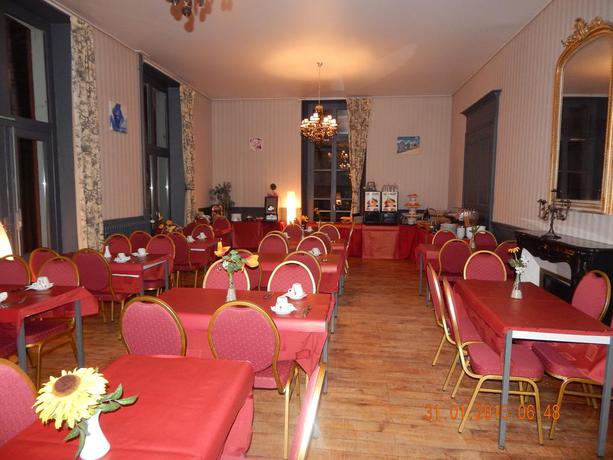 Imagen del bar/restaurante del Hotel Du Parc, Allevard. Foto 2