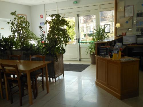 Imagen general del Hotel Du Parc, Chateauneuf-sur-Loire. Foto 2