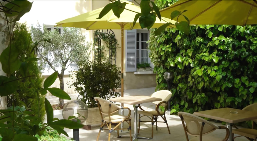 Imagen de los interiores del Hotel Du Parc, DRAGUIGNAN. Foto 19