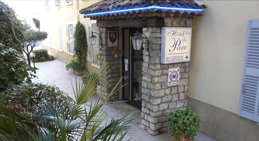 Imagen general del Hotel Du Parc, DRAGUIGNAN. Foto 2