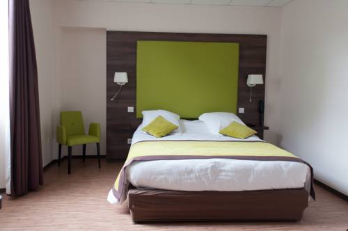 Imagen de la habitación del Hotel Du Parc, Lons le Saunier. Foto 3