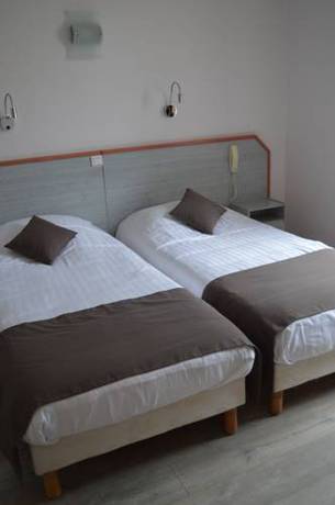 Imagen de la habitación del Hotel Du Parc, Lons le Saunier. Foto 7